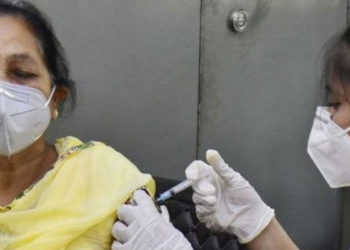 Hindistan'daki Covid krizi, aşı bekleyen ülkeleri de etkiliyor