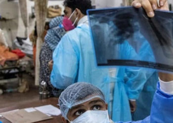 Hindistan’da şimdi de ‘kara mantar’ alarmı: 8 bin 800’ü aşkın vaka kayda geçti