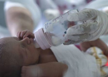 Hükümetler insanları çocuk sahibi olmaya nasıl ikna edebilir?