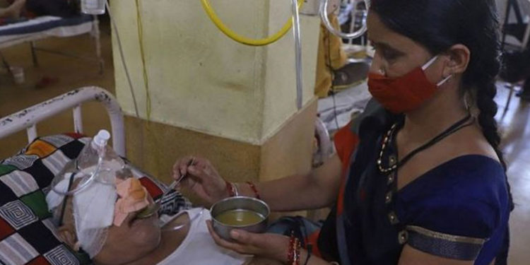 Kara mantar: Hindistan'da 9000'e yakın mukormikoz vakası görüldü, hastalığın 'salgın ilan edilmesi' çağrısı yapılıyor