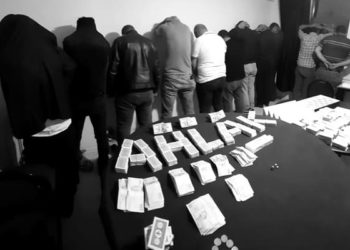 Kars’ta kumar oynanan daireye baskın: 13 kişiye 54 bin lira ceza