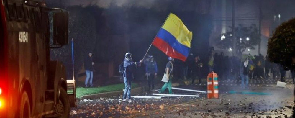 Kolombiya'da vergi protestoları: En az 17 kişinin öldüğü açıklandı