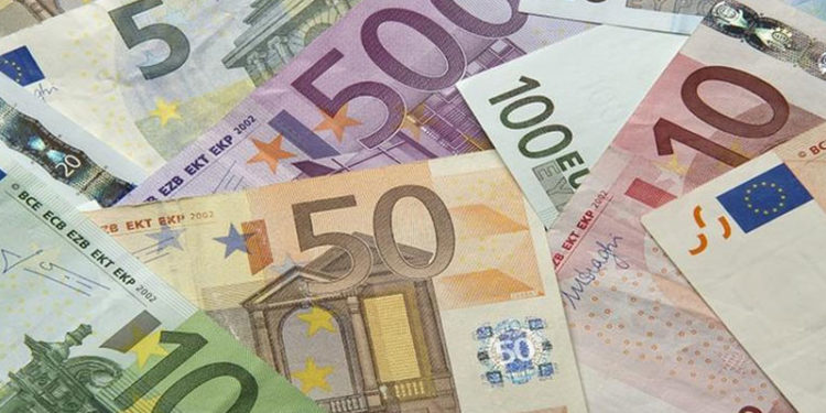 Korona Almanların tasarruflarını katladı