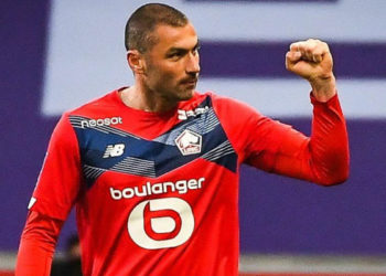 Lille Belediyesi: Böyle devam ederse Burak Yılmaz'ın heykelini dikeceğiz