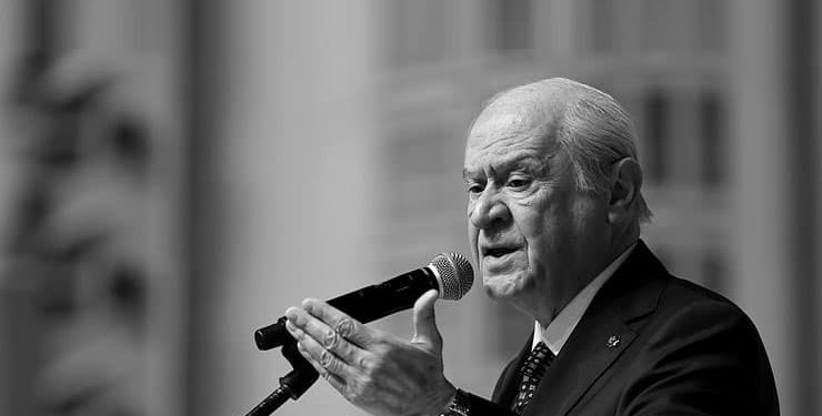 MHP’nin 100 maddelik ‘anayasa önerisi’ hazır