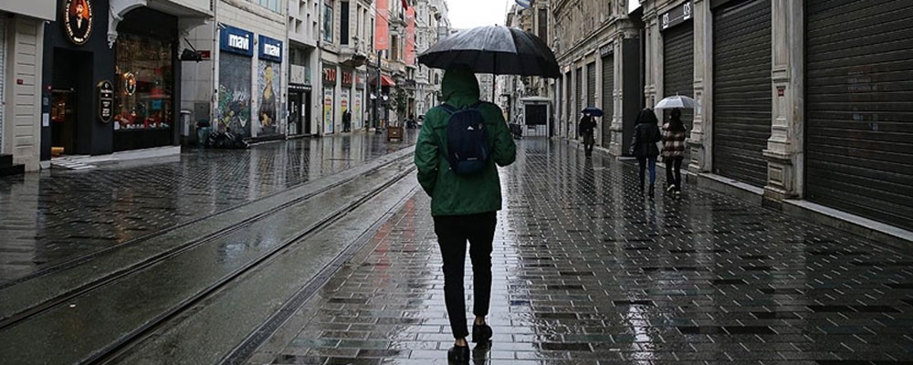 Marmara'da aralıklı yağmur ve sağanak bekleniyor