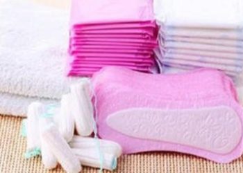 Menopoz sonrası Covid-19 aşısı olduktan sonra regl olduklarını açıklayan kadınların ardından, adet döngüsü ile aşı bağlantısı araştırılıyor