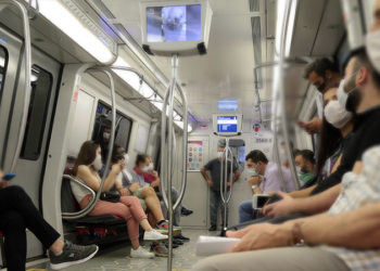 Metro İstanbul’dan yolculara ‘Koronavirüs’ uyarısı: Araç içlerinde konuşulmamalı, su dahil içecek ve yiyecek tüketilmemeli