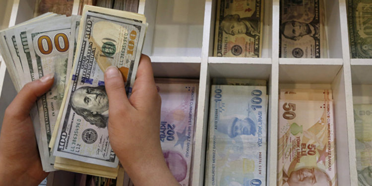 Murat Muratoğlu: Dolar kuru bayramın ilk günü bizi öptü; işin kötüsü ekonomi yönetimi de ne yapacağını bilmiyor