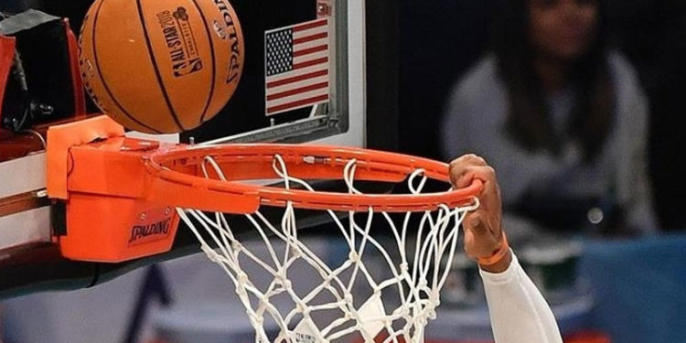 NBA'de Pacers'ı 27 sayı farkla yenen Wizards play-off biletini kaptı