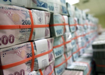 Nakit dengesi nisanda 13 milyar TL açık verdi