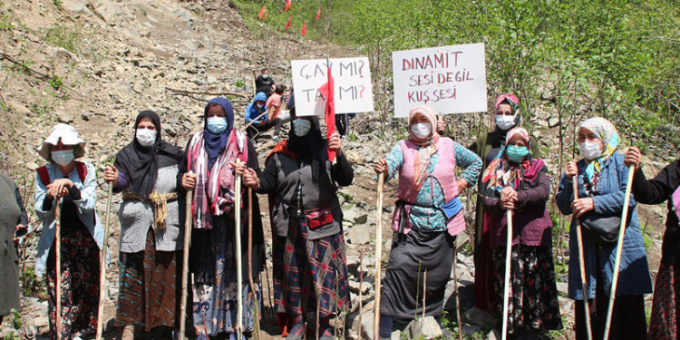 New York Times, İkizdere protestolarını takip etti: "Erdoğan sadık seçmeninin bulunduğu bölgeyi öfkelendirirken muhalefet bir fırsat gördü"