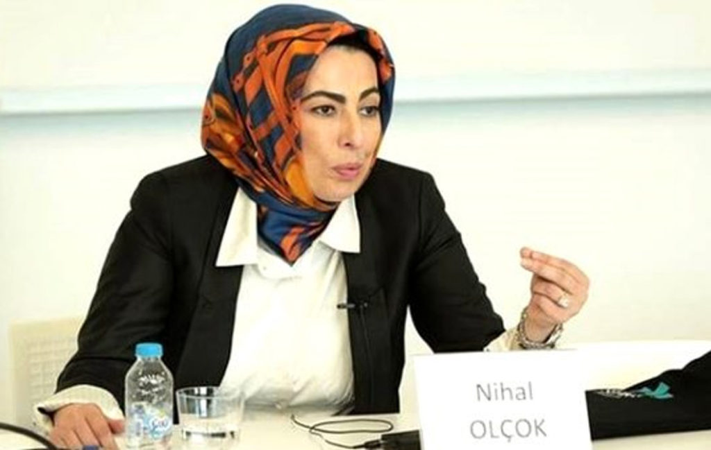 Nihal Olçok’tan ’15 Temmuz afişleri önceden hazırlandı’ iması