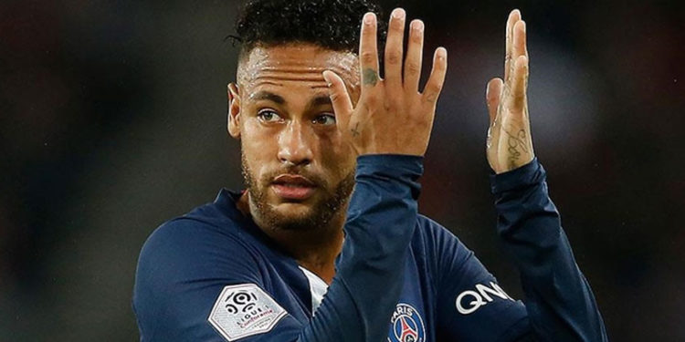 PSG, Neymar'ın sözleşmesini uzattı