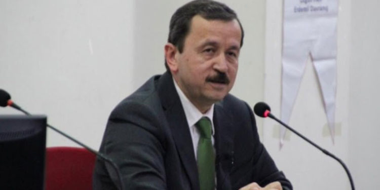 Prof. Dr. Gündoğan: Dolar zihnen 10 lirayı çoktan aştı