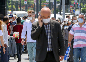 Prof. Dr. Necmi İlhan: Açık alanlarda maske zorunluluğu kalkabilir