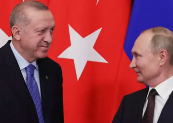Putin ve Erdoğan, Türkiye'de Sputnik V aşısının ortak üretimini konuştu