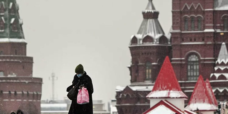 Rusya'da 8 bin 951 yeni vaka: Toplam vaka sayısı 5 milyonu geçti