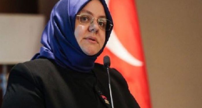 Sadece 15 gün işsiz kaldı: Zehra Zümrüt Selçuk 39 bin liralık huzur hakkını kaptı