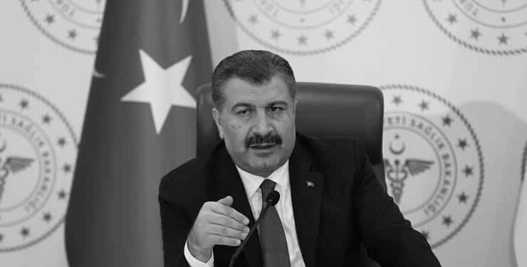 Sağlık bakanı: Sırası gelen aşı olursa salgının yıkıcı etkisi yazın sona erecek