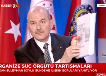 Soylu’dan Peker’e: Karısının iç çamaşırına sığınan aciz, edepsiz