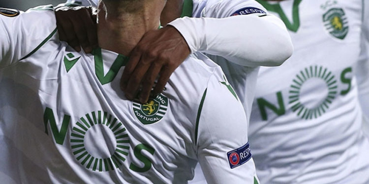 Sporting'de 19 yıl sonra gelen şampiyonluğun sevinci yaşanıyor