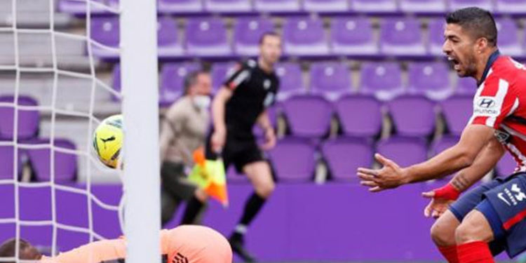 Suarez attı şampiyonluk geldi! Barcelona ve Real Madrid'in olduğu İspanya Ligi'ni Atletico Madrid birinci bitirdi