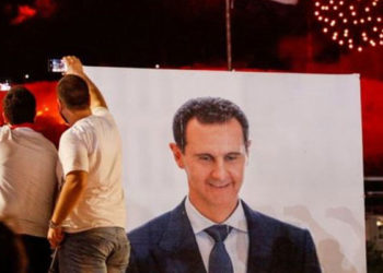 Suriye'de devlet başkanlığı seçimlerini oyların %95,1'ini alan Beşar Esad kazandı, muhalefet seçimler için 'saçmalık' dedi