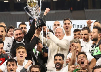 Süper Lig'e yükselen Altay'da bu sezon 3 teknik direktör görev aldı