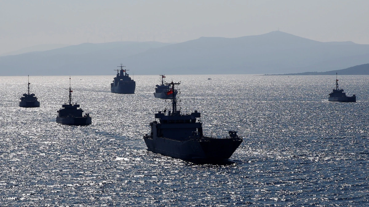 Türkiye Ege ve Doğu Akdeniz'de Deniz Kurdu Tatbikatı Yapıyor