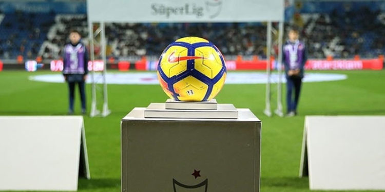 TFF 1. Lig'de Süper Lig'e doğrudan yükselecek takımlar yarın belli olacak