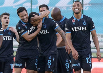 Trabzonspor kötü başladığı sezonda Abdullah Avcı idaresinde çıkış yakaladı