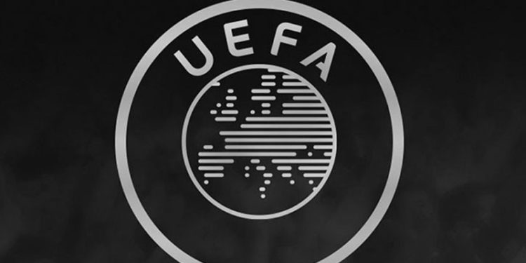 UEFA, EURO 2020'de takım kadrolarının 23 yerine 26 kişilik olmasını onayladı
