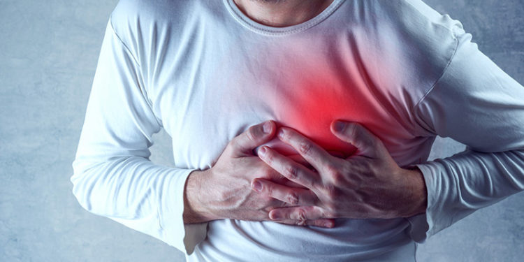 Uzmanlar, Covid-19 geçirdikten sonraki bir ay için "kalp rahatsızlığı" uyarısında bulundu: Çarpıntı ve aritmi gelişebilir