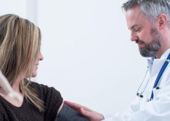 Uzmanlardan Almanya'da aile hekimi açığı uyarısı