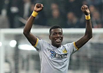 Yeni Malatyasporlu Hadebe, ABD'ye transfer oldu