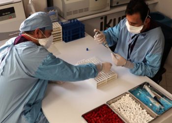 Yerli aşının Faz-3 aşamasında 'plasebo' yerine 'Sinovac' kullanılacak