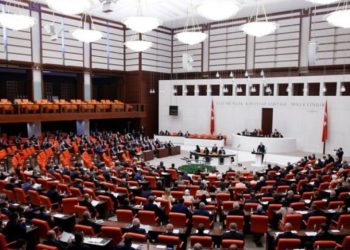 Yolsuzluk iddialarının araştırılması önerileri reddedildi