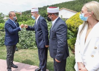 Yunanistan'dan Dışişleri Bakanı Çavuşoğlu'na tepki