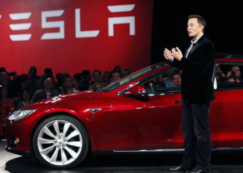 Çin'de Tesla için 'casusluk' endişesi: Araçların kamu binalarına parkına izin verilmiyor