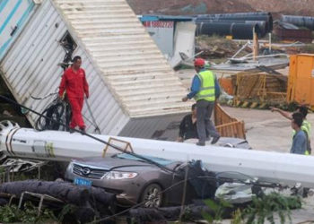 Çin'de çifte kasırga: En az 10 ölü, 367 yaralı