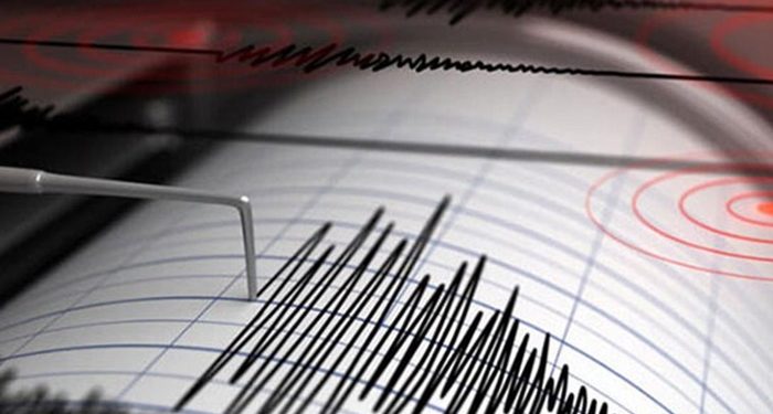 Çin’de 7.4 büyüklüğünde deprem