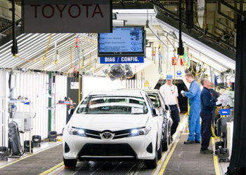 Çip krizi sürüyor; Toyota iki fabrikasında üretimi durdurdu