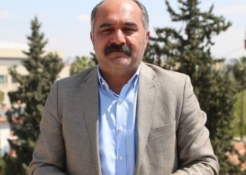 Öztürk: Tecrit Kürt sorununda savaş kodlarına dönüştür