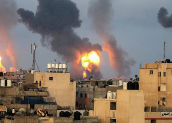 İsrail'in hava saldırılarına kınama