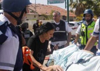 İsrailli Yetkili: Gazze'den atılan roketler, Aşkelon kentinde iki kadının ölümüne yol açtı