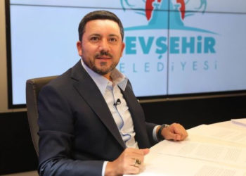 İstifa ettirilen AKP’li belediye başkanı Rasim Arı: İlla konuşayım mı!