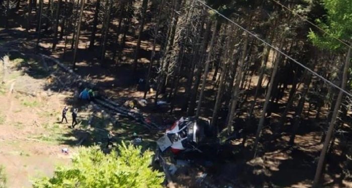 İtalya’da teleferik faciası: 12 ölü