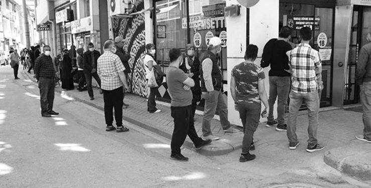 ‘Ucuz baklava kuyruğu’na ceza