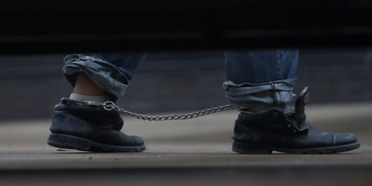 100 yaşındayım, beni dinleyin, faşizme dayanamazsınız